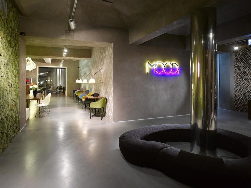 Moods Boutique Hotel Praga Esterno foto