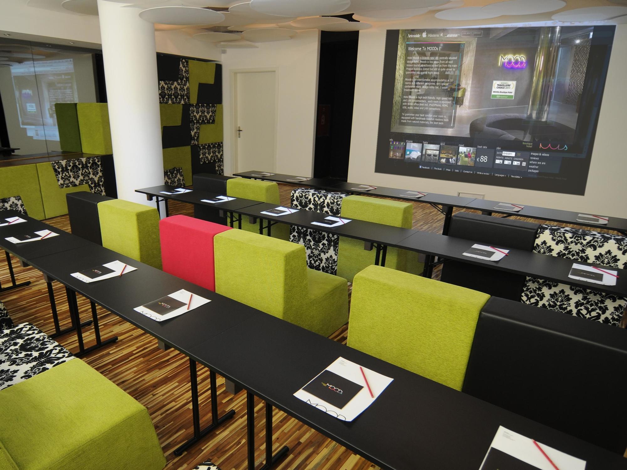 Moods Boutique Hotel Praga Esterno foto