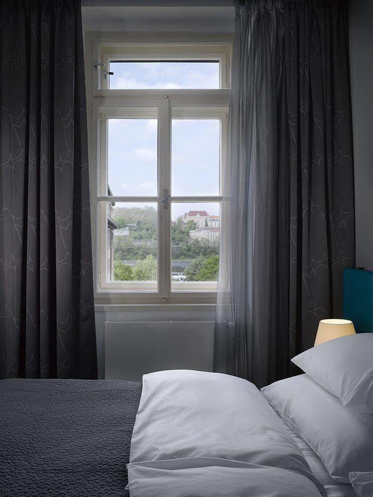 Moods Boutique Hotel Praga Esterno foto
